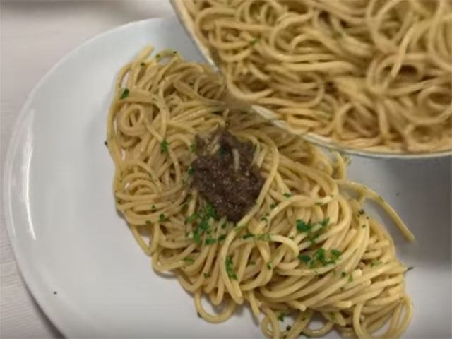 Spaghetti con la Bagna Càuda