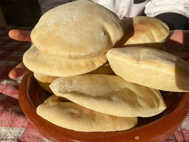 Pane Arabo Fatto In Casa Con Lievito Di Birra O Lievito Madre Chef Stefano Barbato